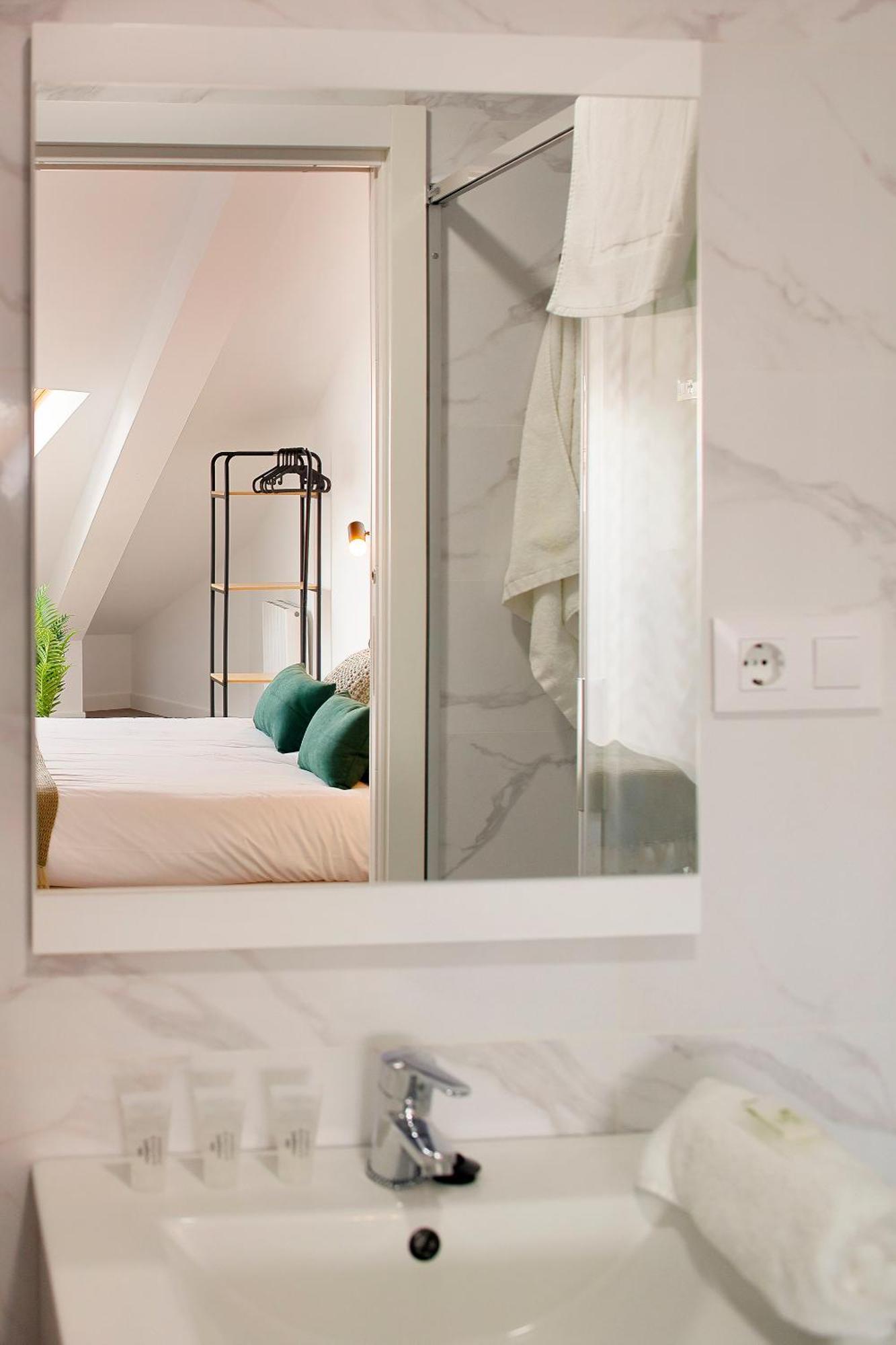 Apartamentos Sobrecantu Οβιέδο Εξωτερικό φωτογραφία